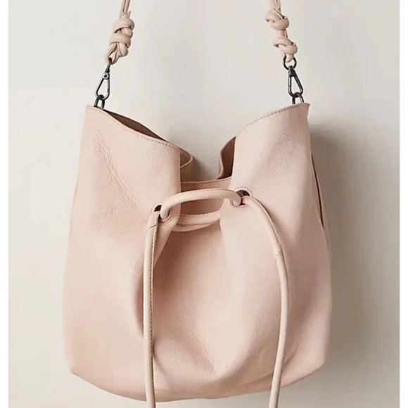 Free People Head Over Heels Leather Tote Bag in Abalone Shell NWT - Picture 5 of 11